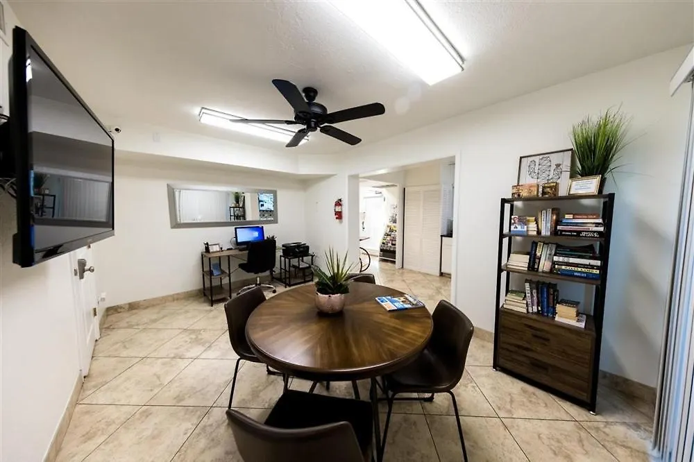 148 Fully Furnished 1Br Suite-Pet Friendly Scottsdale Appartamento